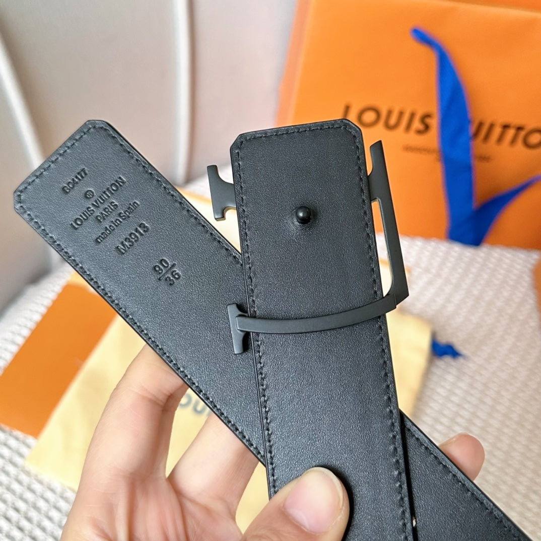 14E150PDE Stylish High quality belt With full package