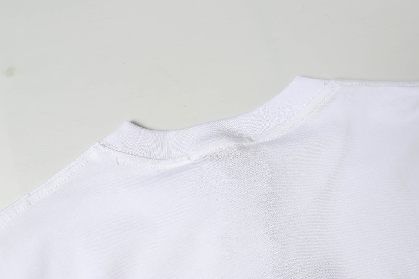 145RE145UDE Stylish T-shirt