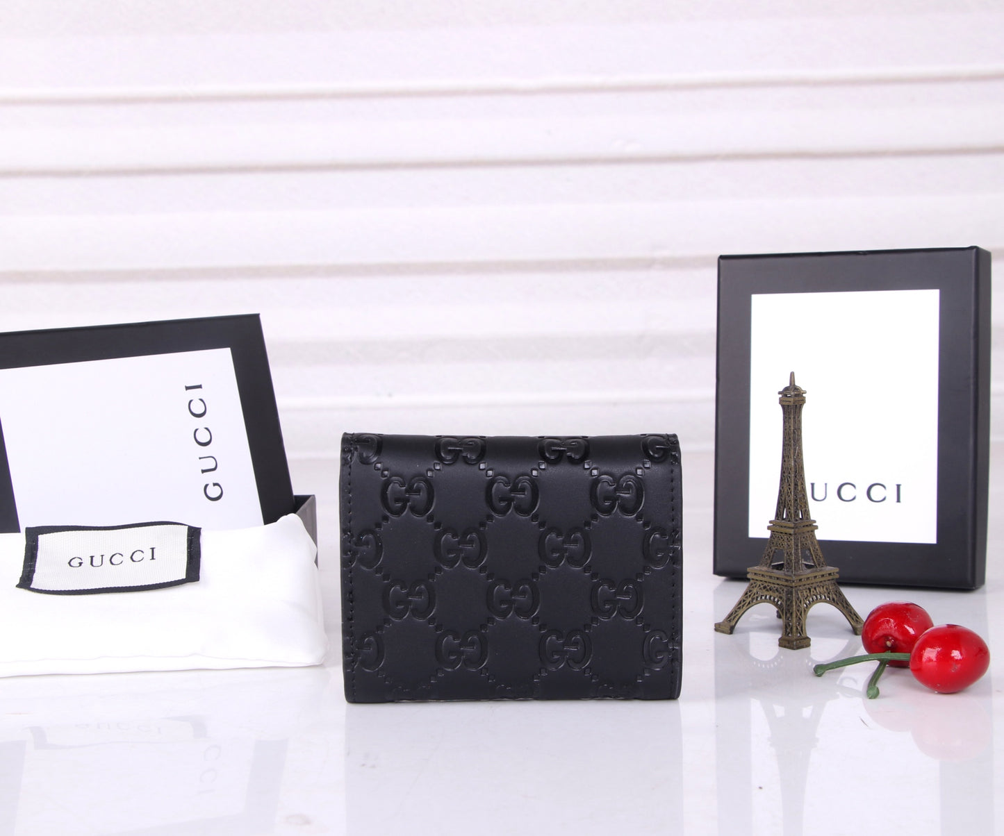 165NB117BDE Stylish leather bag