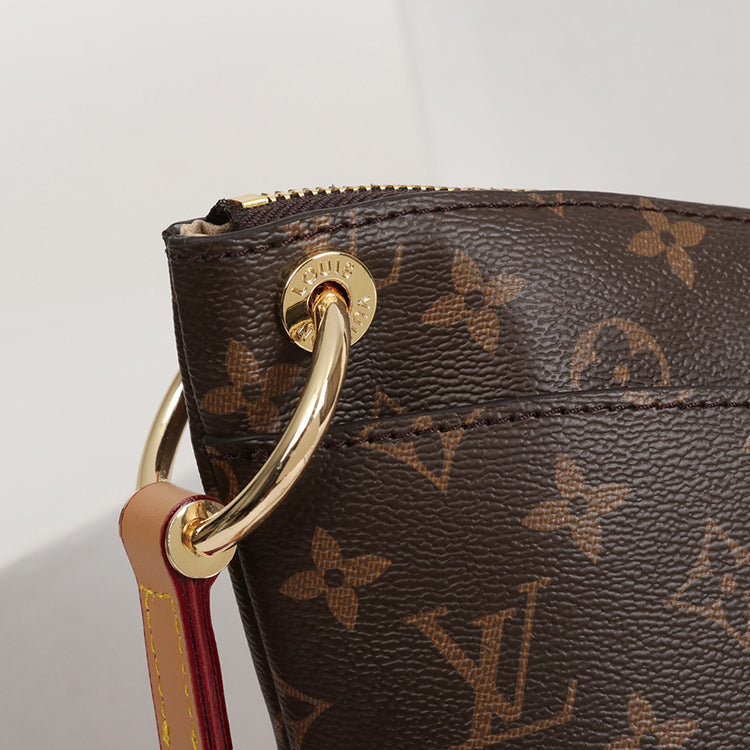 1E09BDE Stylish leather bag
