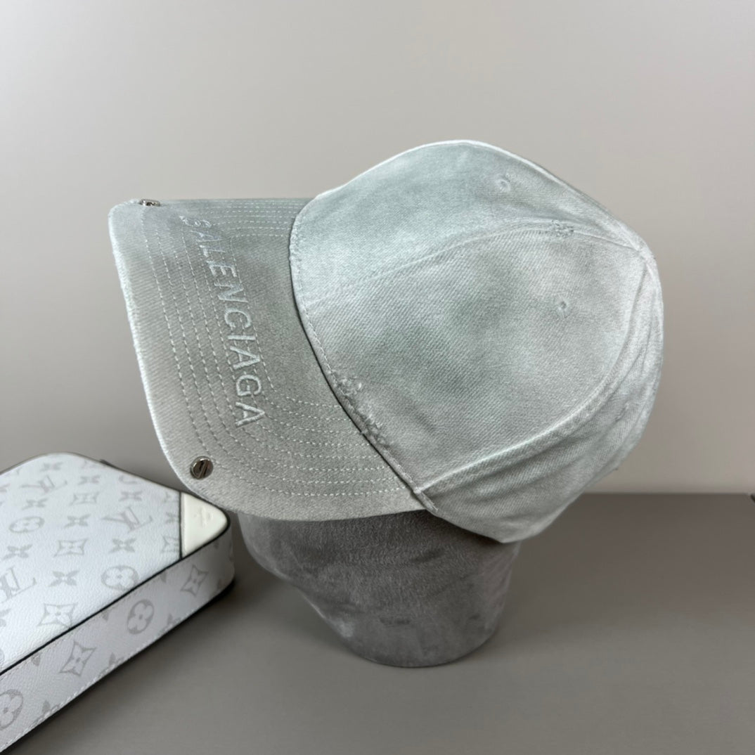 125ZJ529MDE Stylish hats