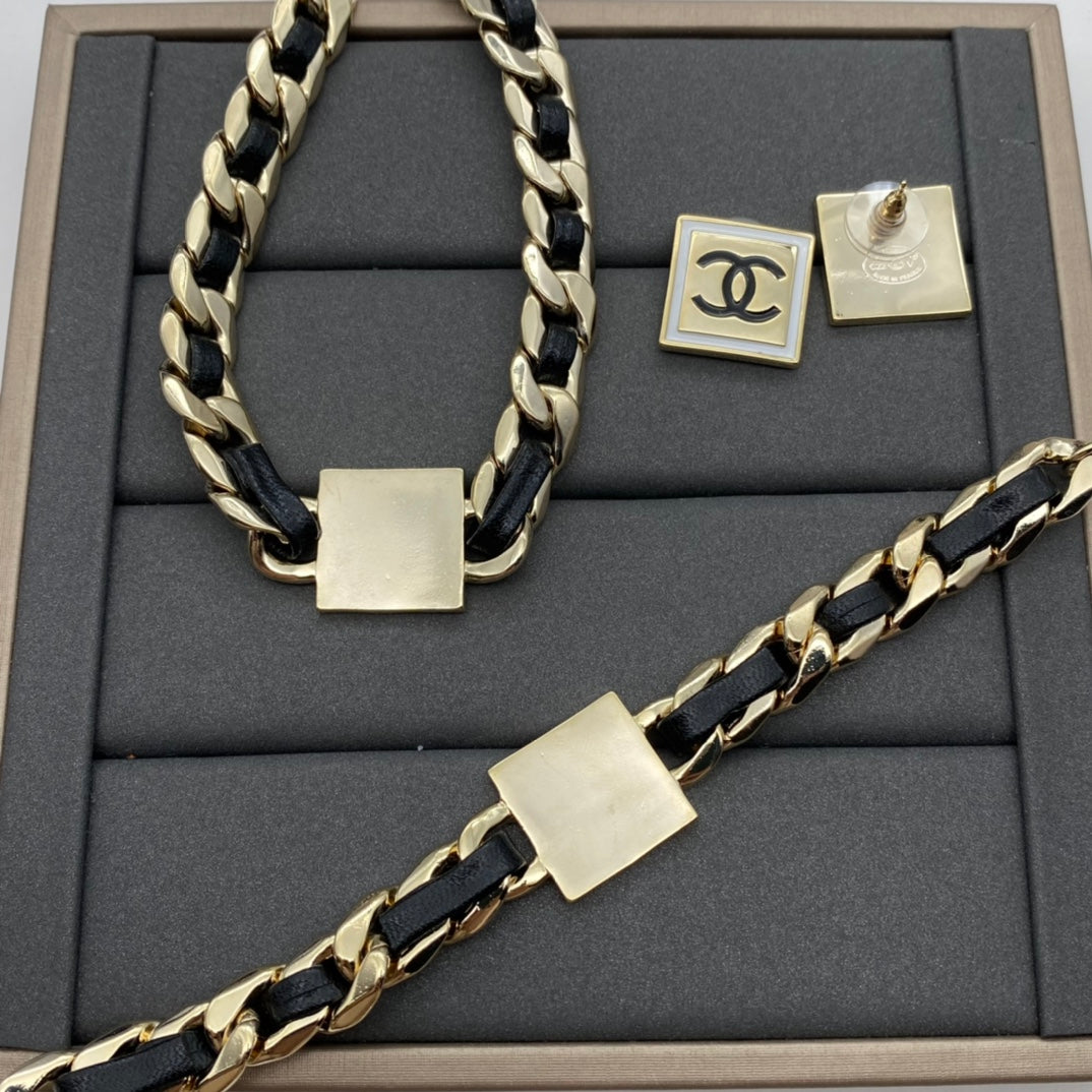 14C377XDE Stylish Earrings Bracelets Necklaces