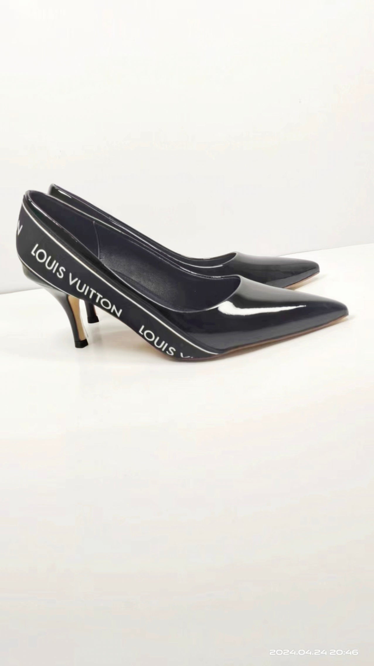 245RE29ZDE Stylish leather High heels