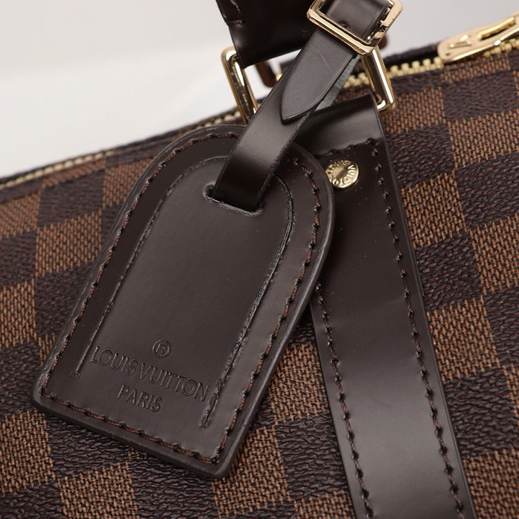1E119BDE Stylish leather luggage bags