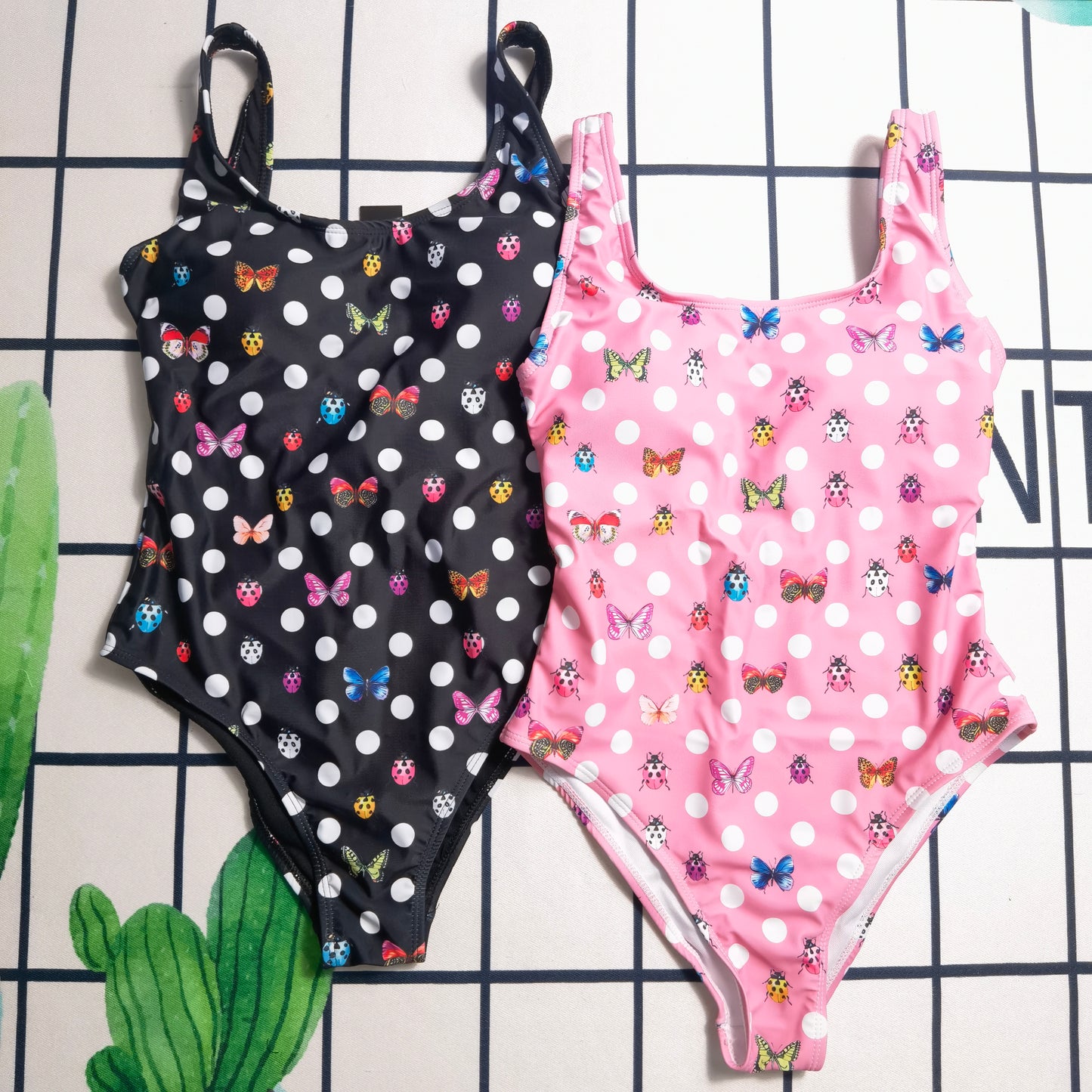 14A95YDE Stylish Bikini swimsuit