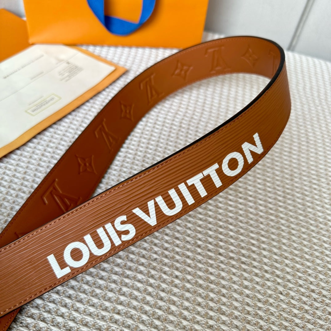 14E148PDE Stylish High quality belt With full package