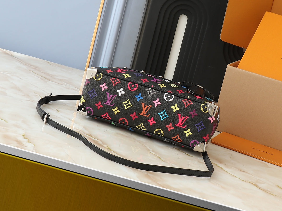 165NE101BDE Stylish leather bag