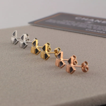 BC13EDE Stylish Earrings
