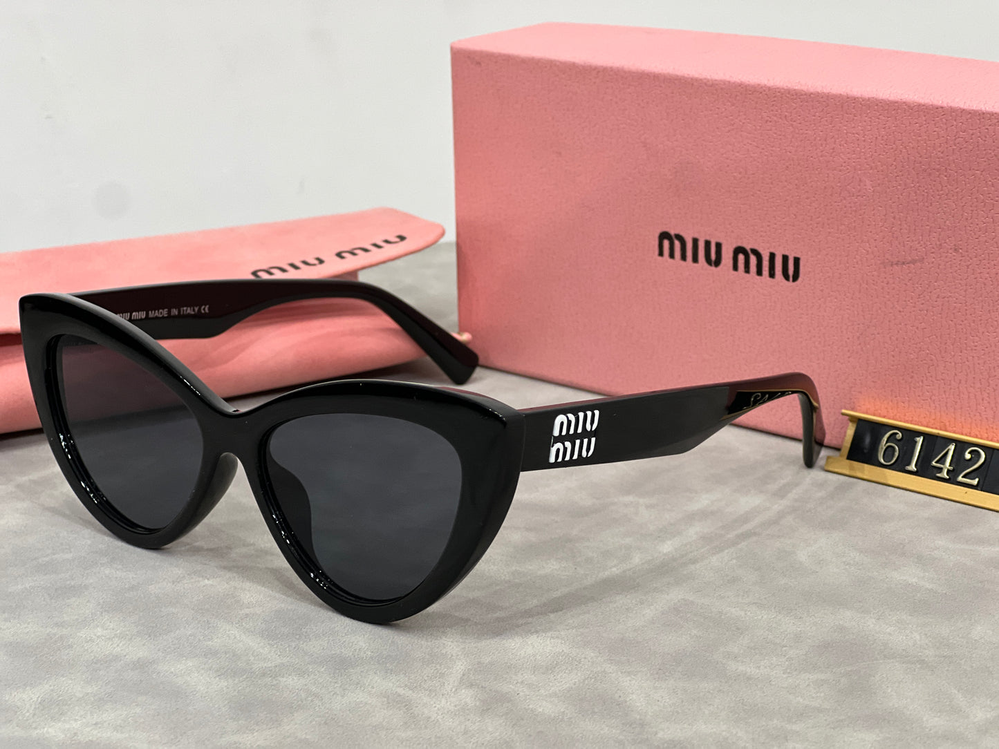 385RA28TDE Stylish Sunglasses