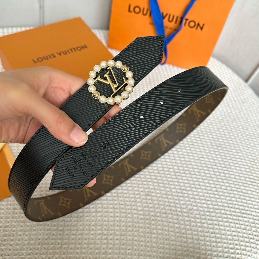 14E141PDE Stylish High quality belt With full package