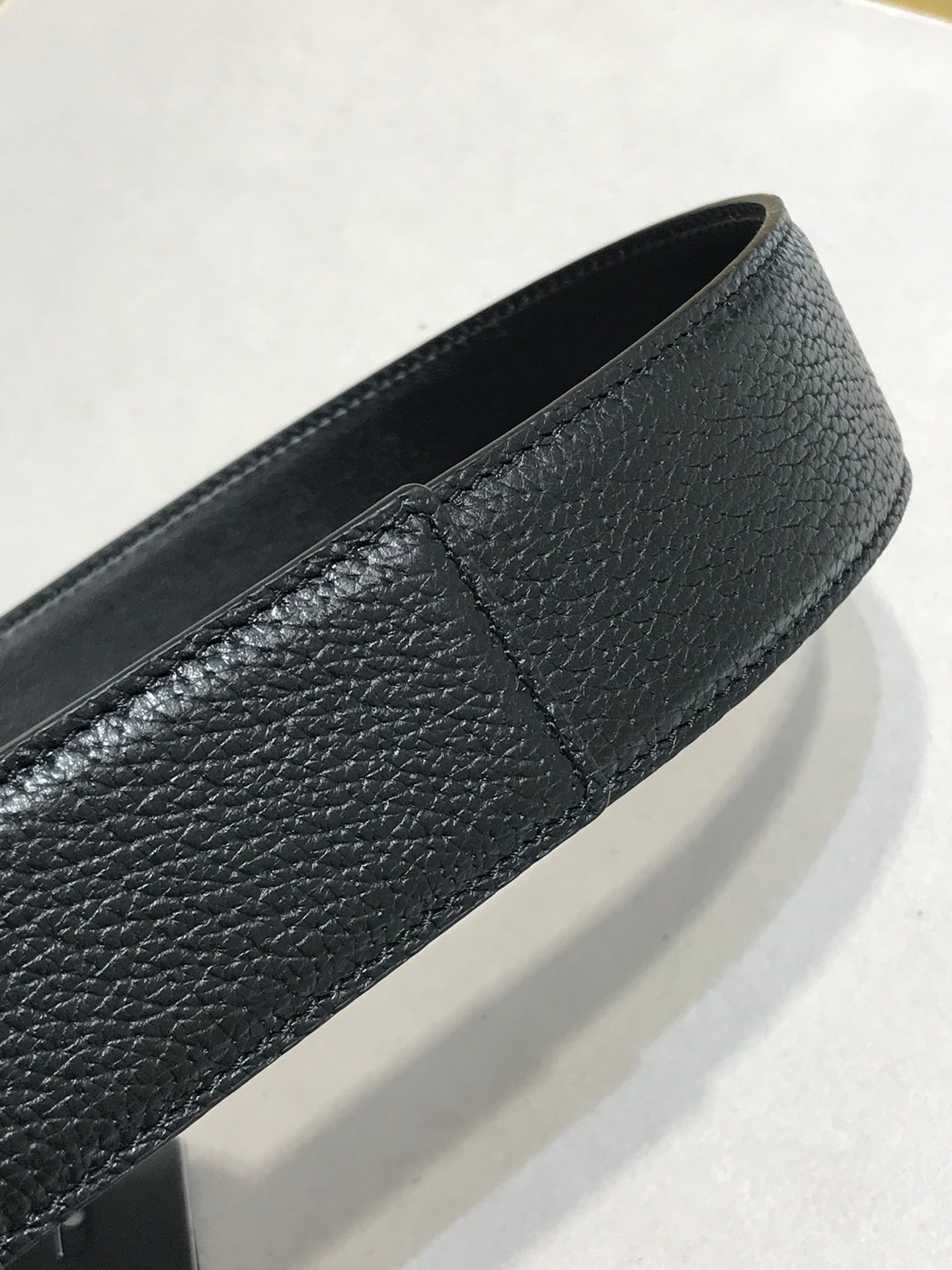 14V83PDE Stylish High quality belt With full package