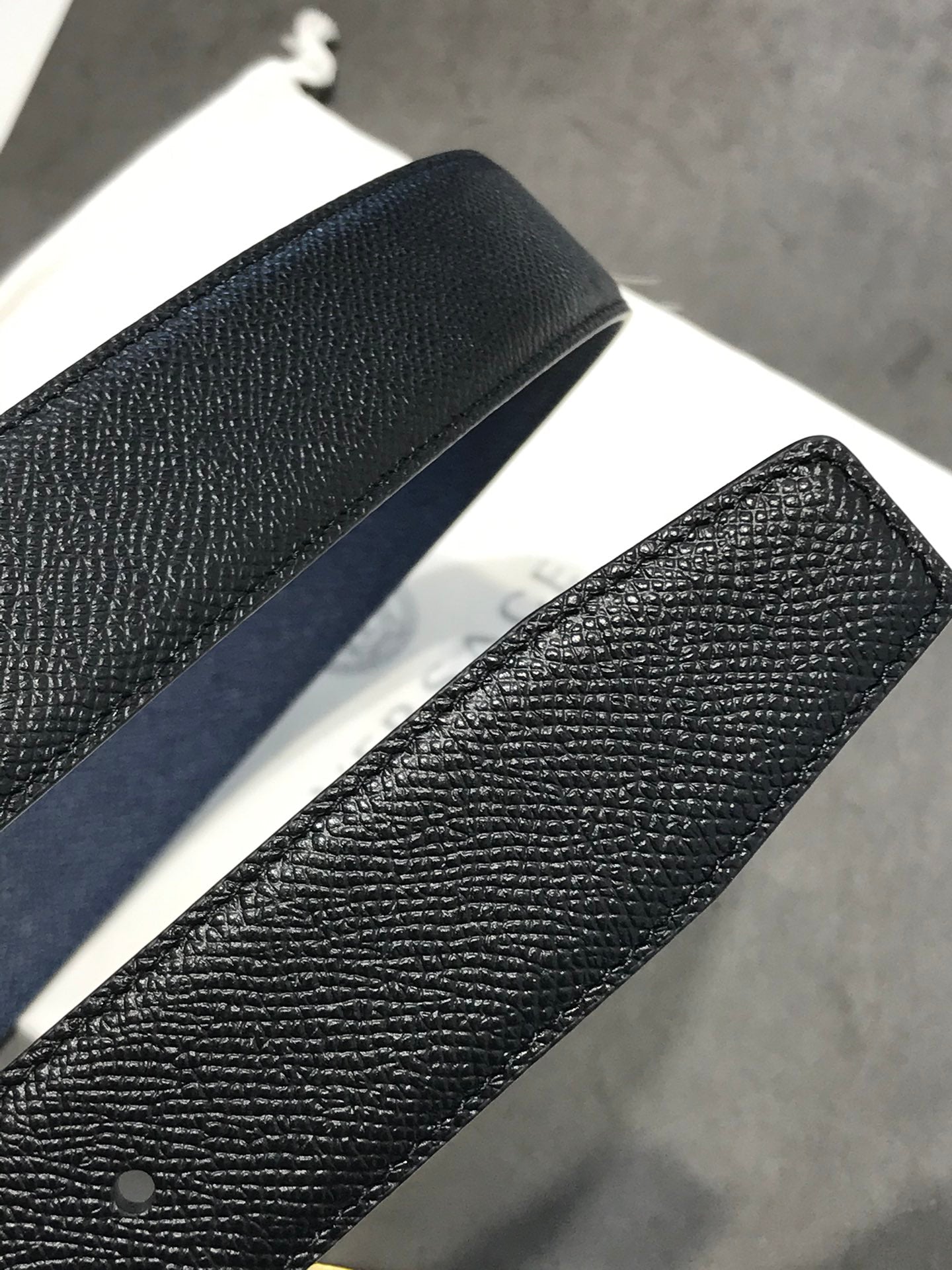14V84PDE Stylish High quality belt With full package