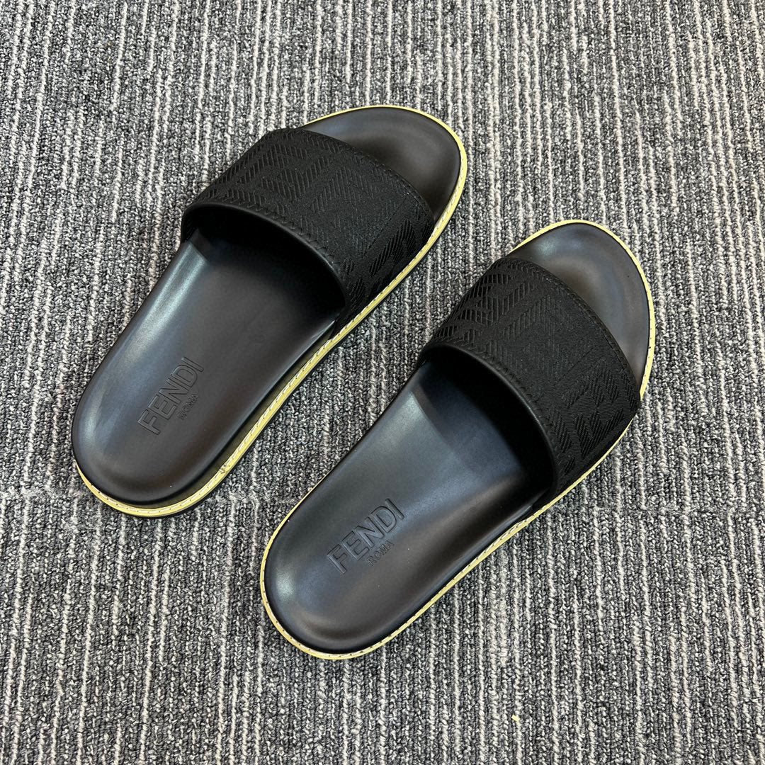 5XF105ZDE Stylish Slippers