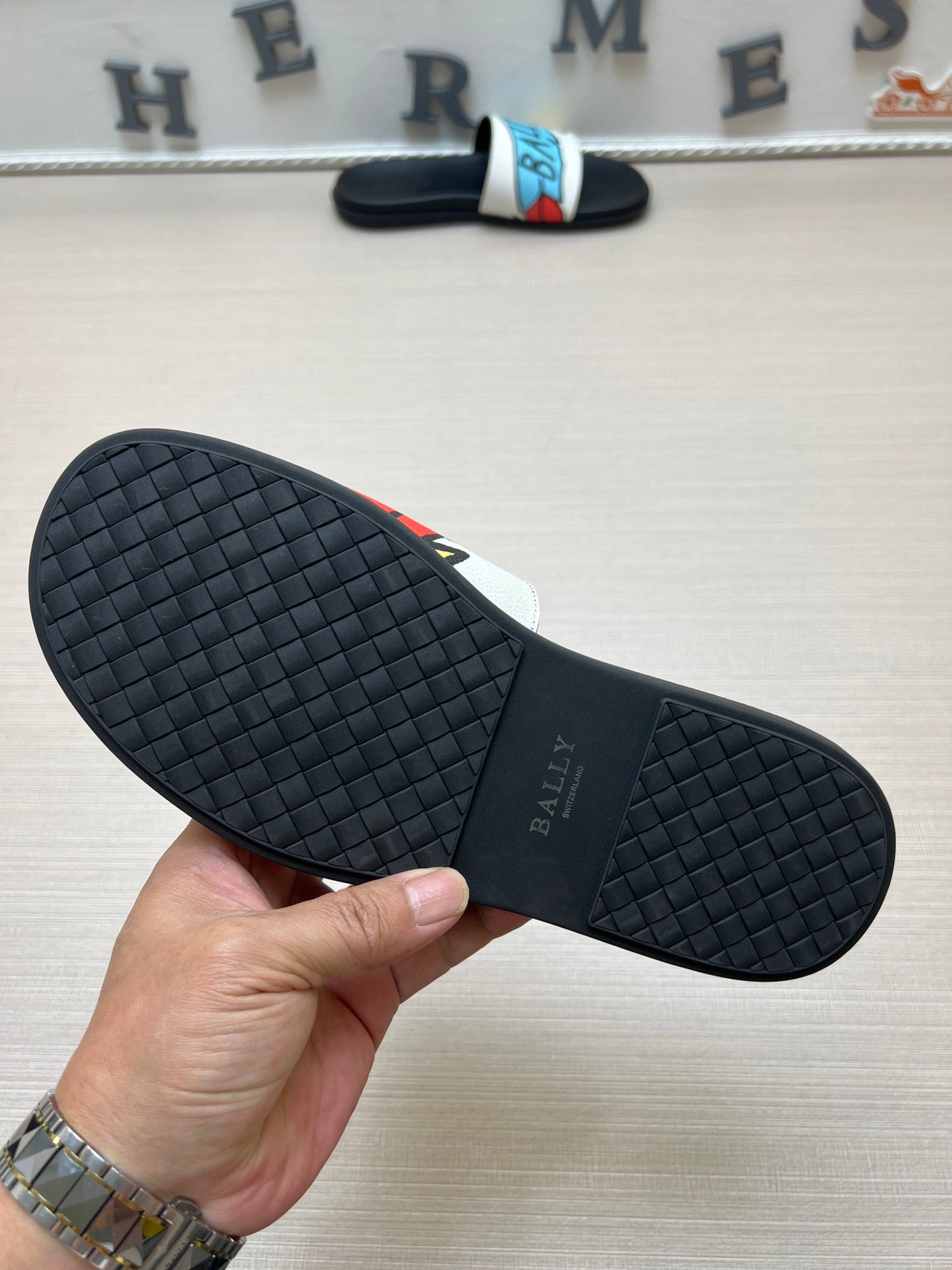 54A62ZDE Stylish slippers