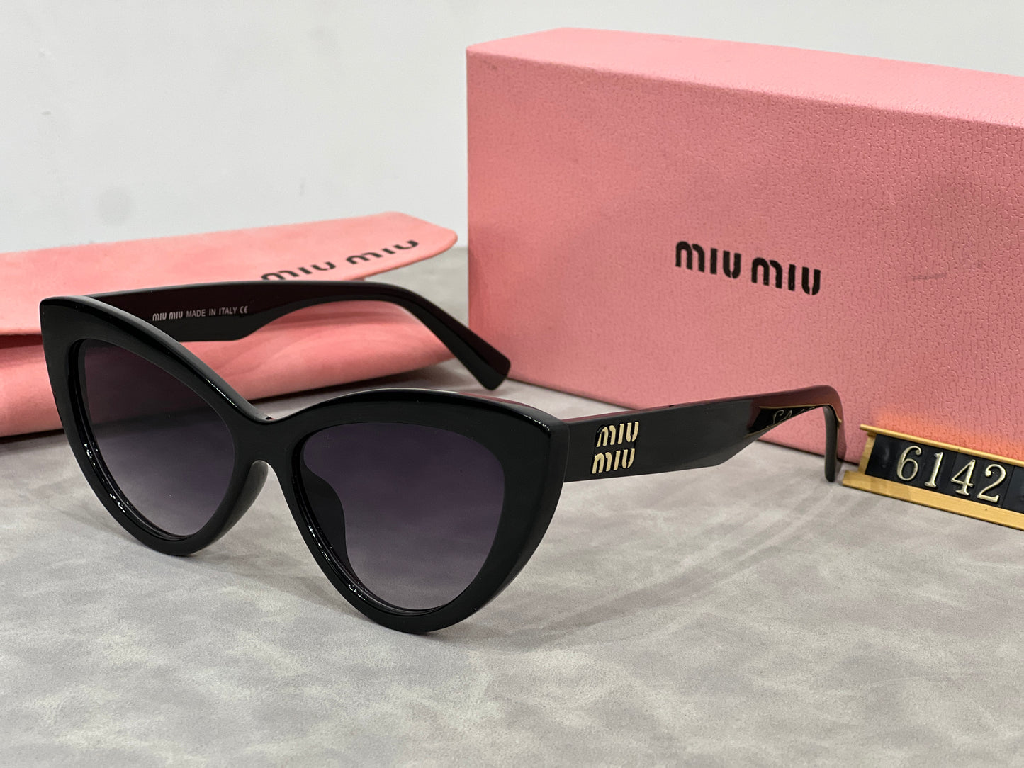 385RA28TDE Stylish Sunglasses