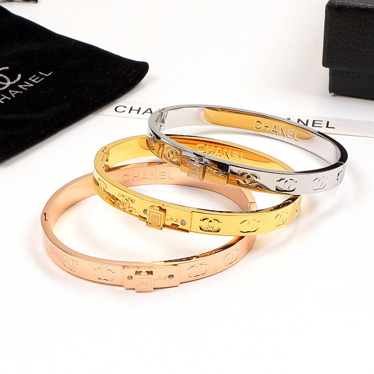 BC1KDE Stylish Bracelets