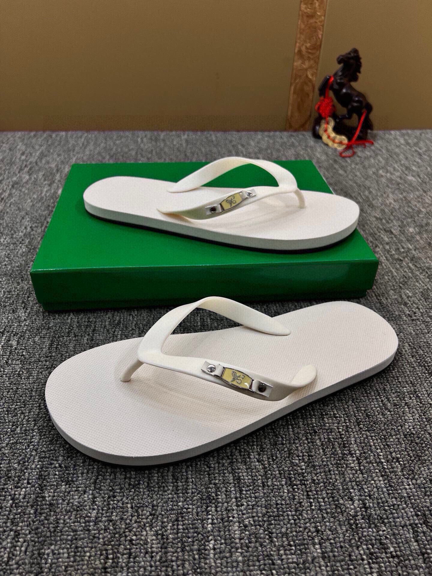 535ZA293ZDE Stylish Slippers