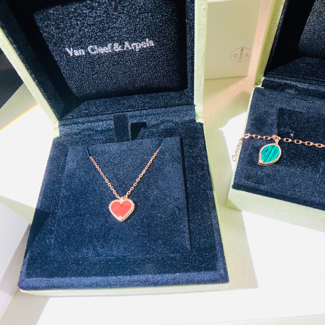 5XVA188KDE Stylish high quality bracelets,necklaces