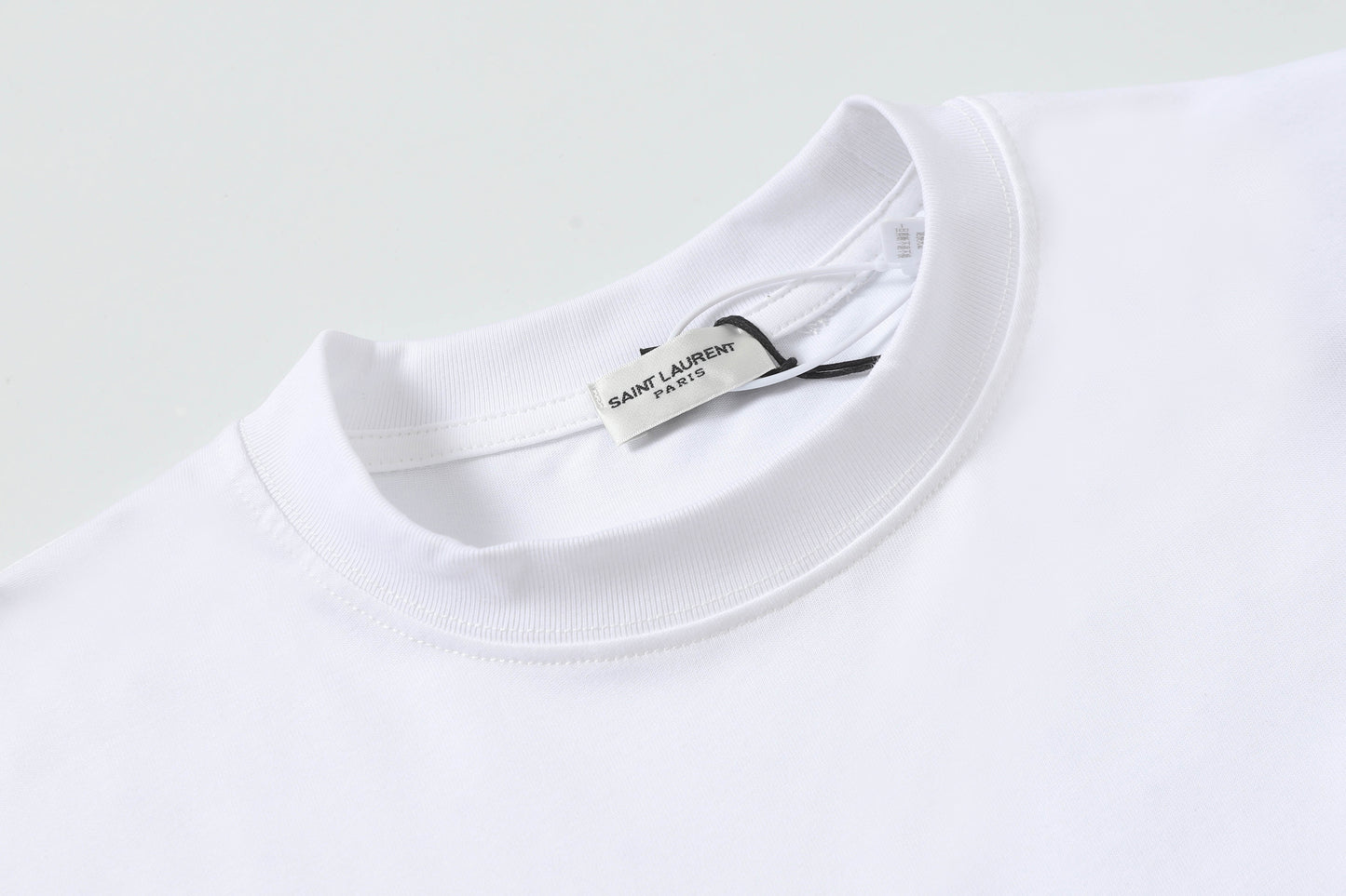 145RSL184UDE Stylish T-shirt