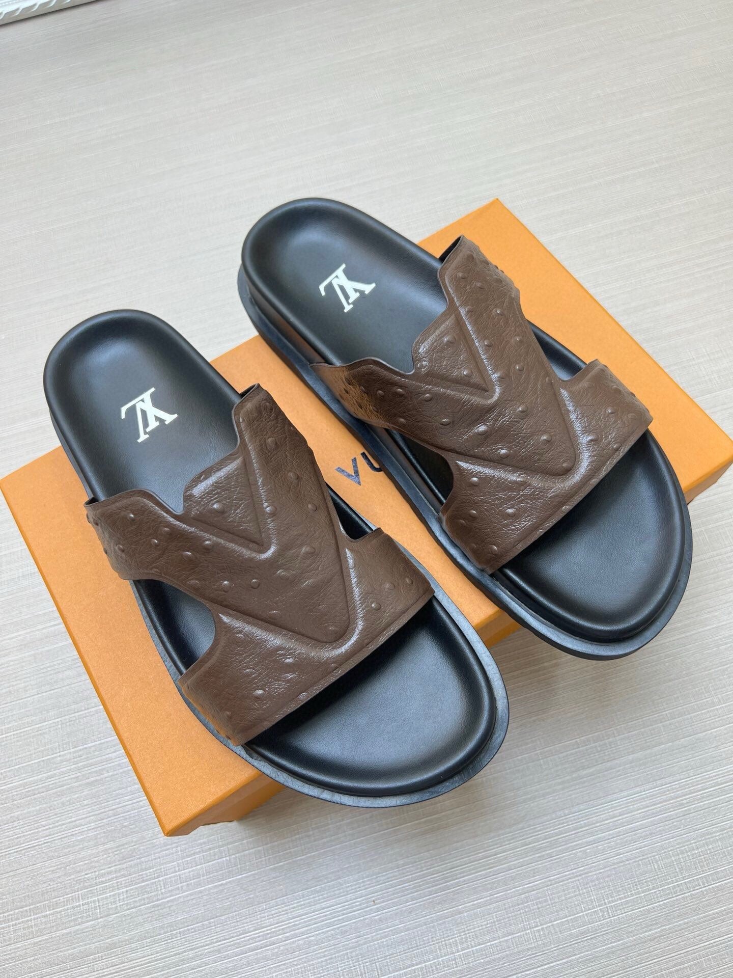 5LE227ZDE Stylish Slippers