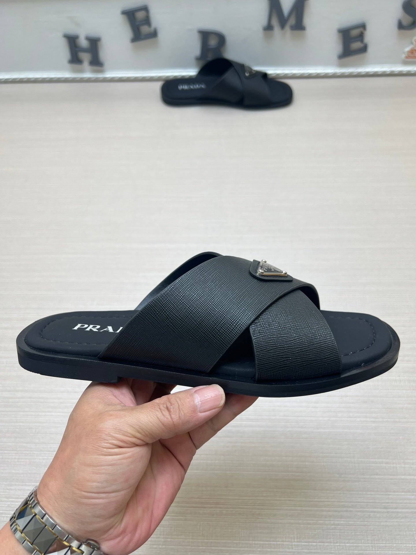 54PD71ZDE Stylish slippers