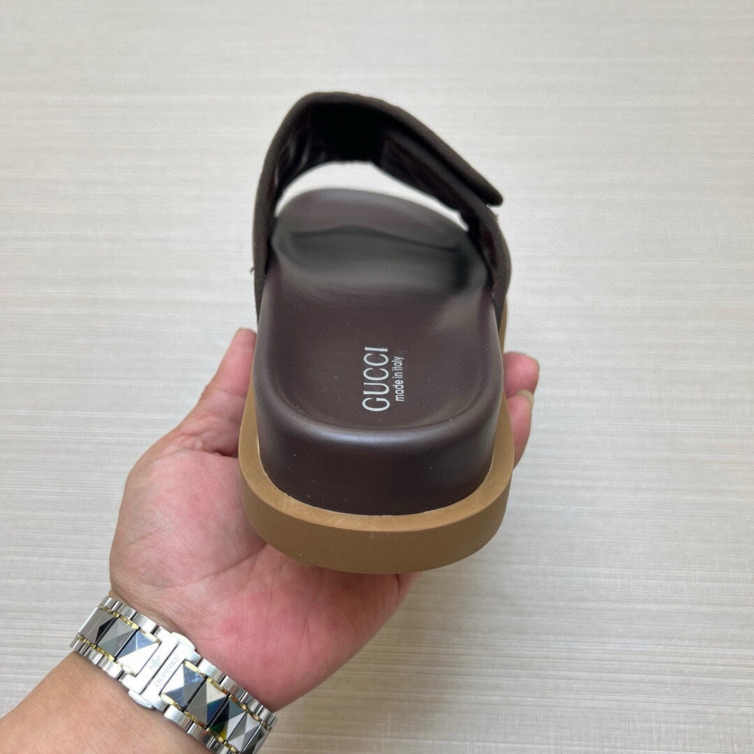 5LB230ZDE Stylish Slippers