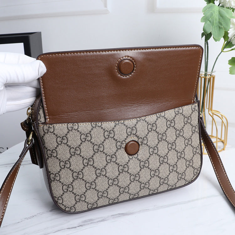 AB024BDE Stylish leather bag