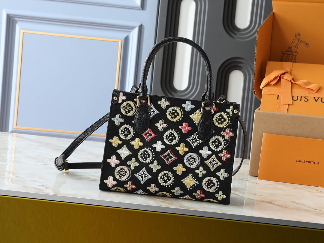 15RE22BDE Stylish genuine leather embroidered bag