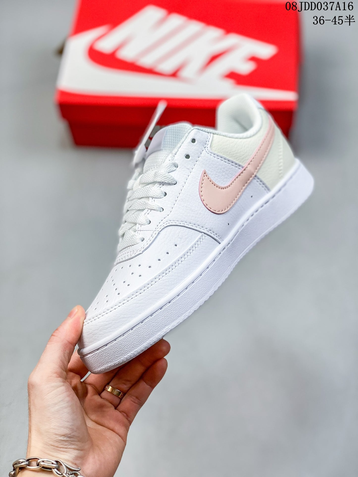 4YN56ZDE Stylish Sneakers (No Box, August-October Big Sale)