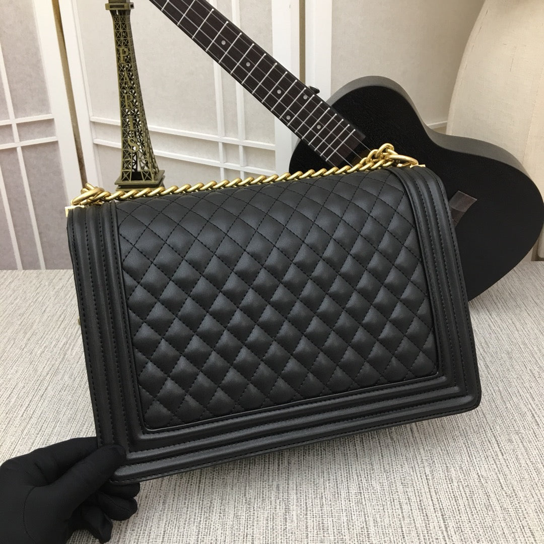 5C60BDE Stylish leather bag