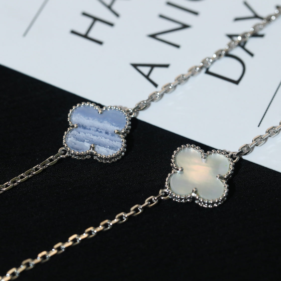 5XVA182KDE Stylish 6 flowers necklaces