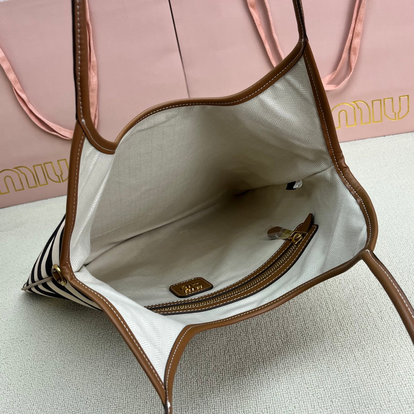 175RA3BDE Stylish Canvas handbag