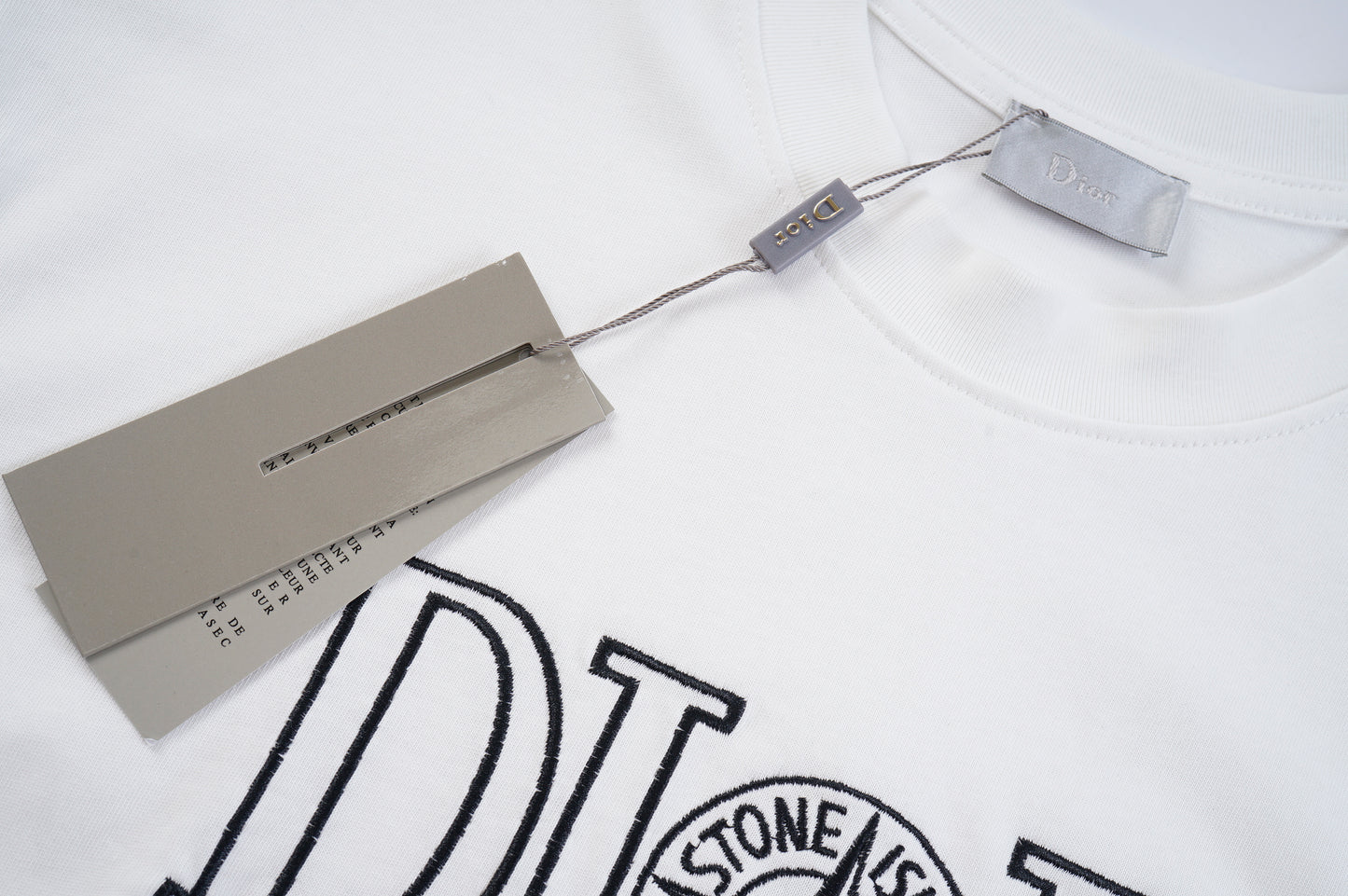 14D434UDE Stylish T-shirts