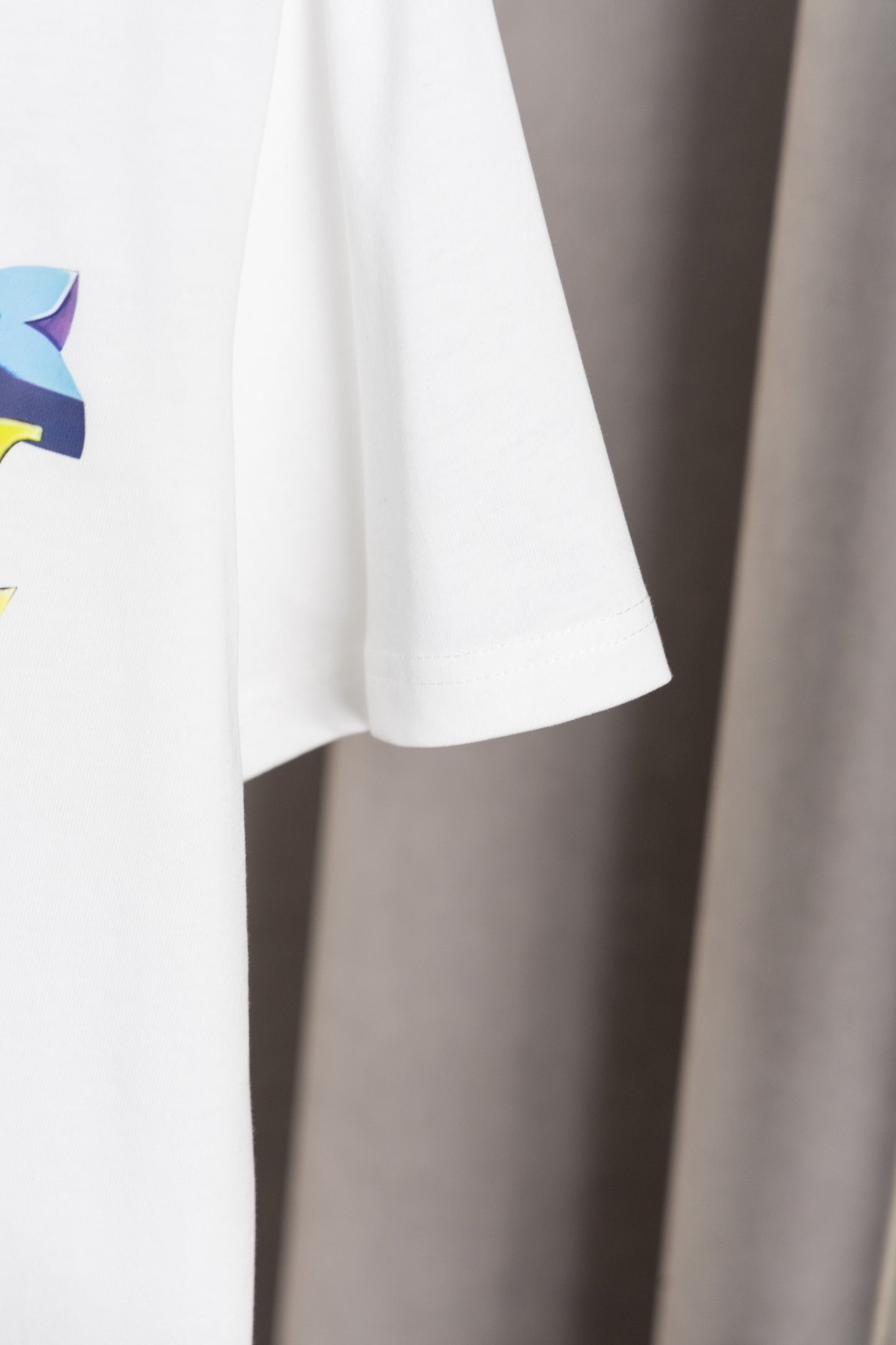 1ZE570UDE Stylish T-shirts