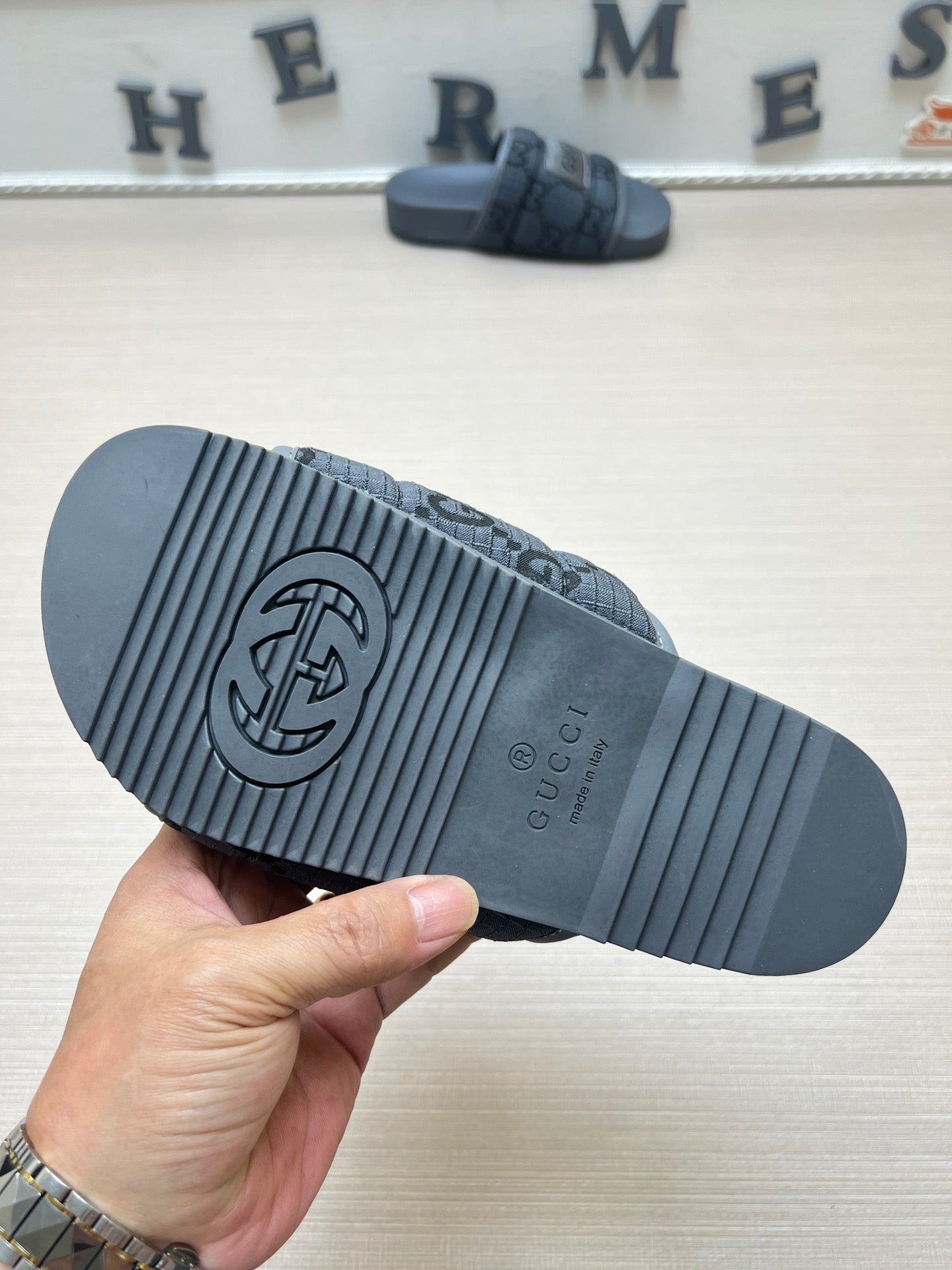 54B49ZDE Stylish slippers