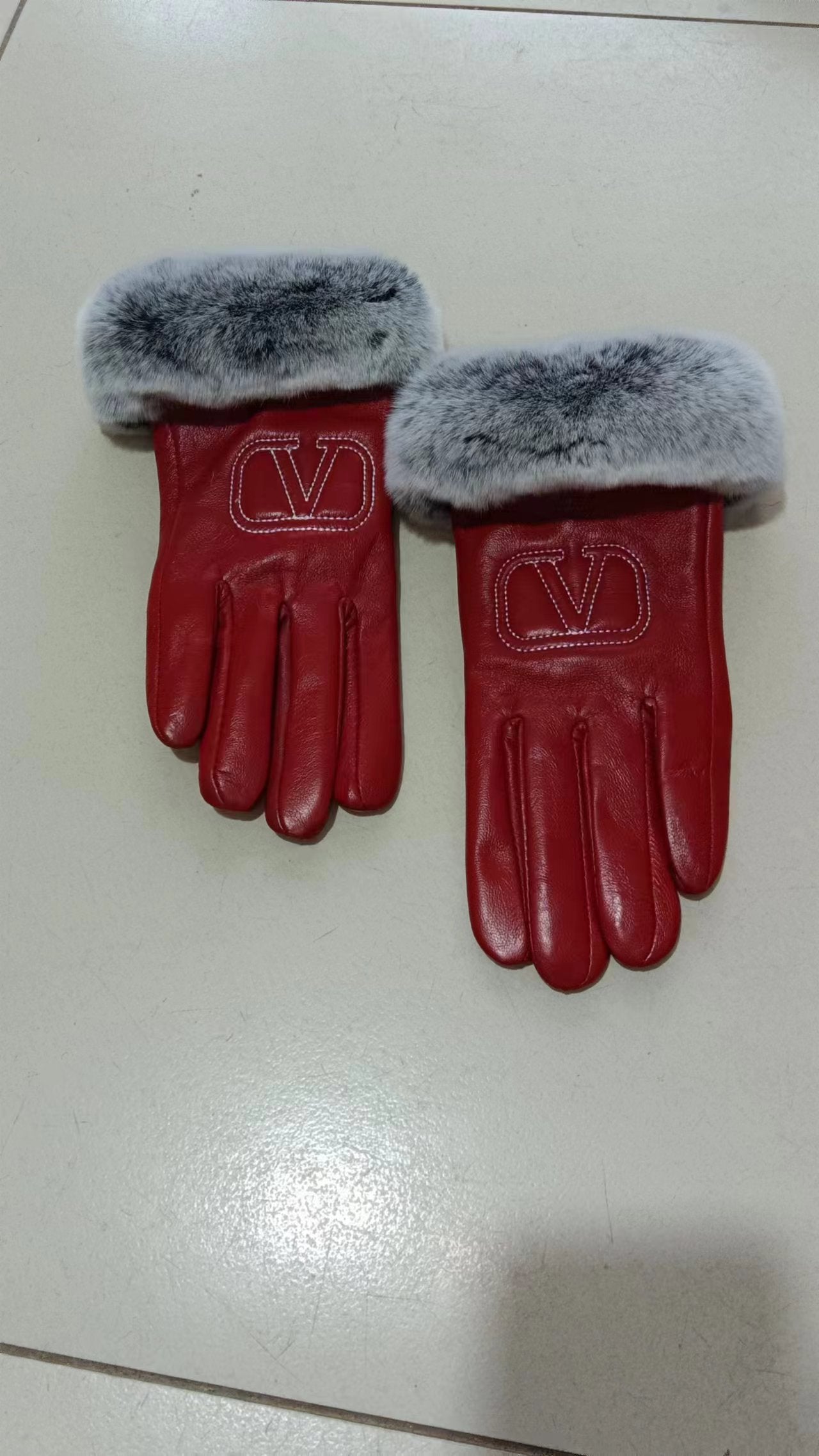 24VL111SDE Stylish gloves