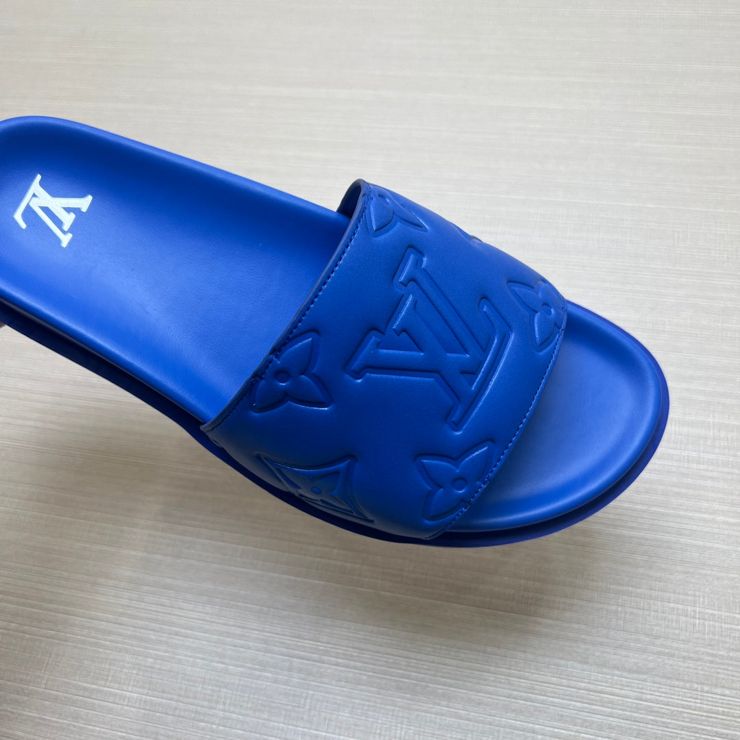 54E3ZDE Stylish slippers