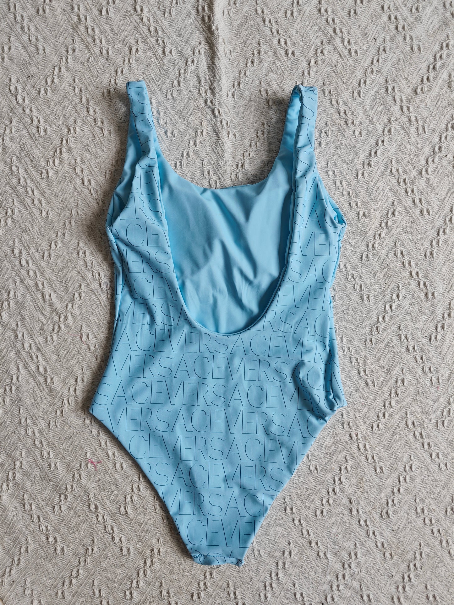 14V81YDE Stylish Bikini swimsuit