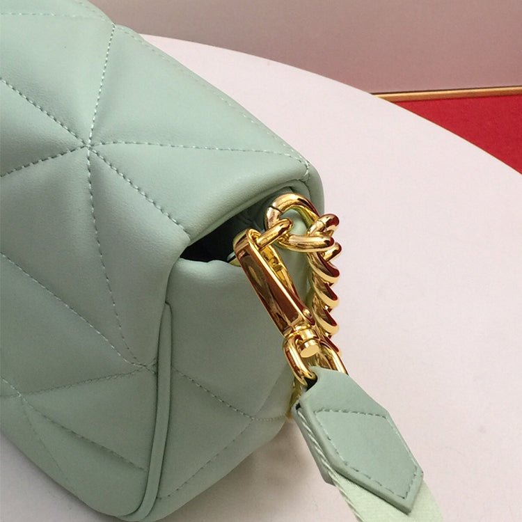 1PD03BDE Stylish leather bag