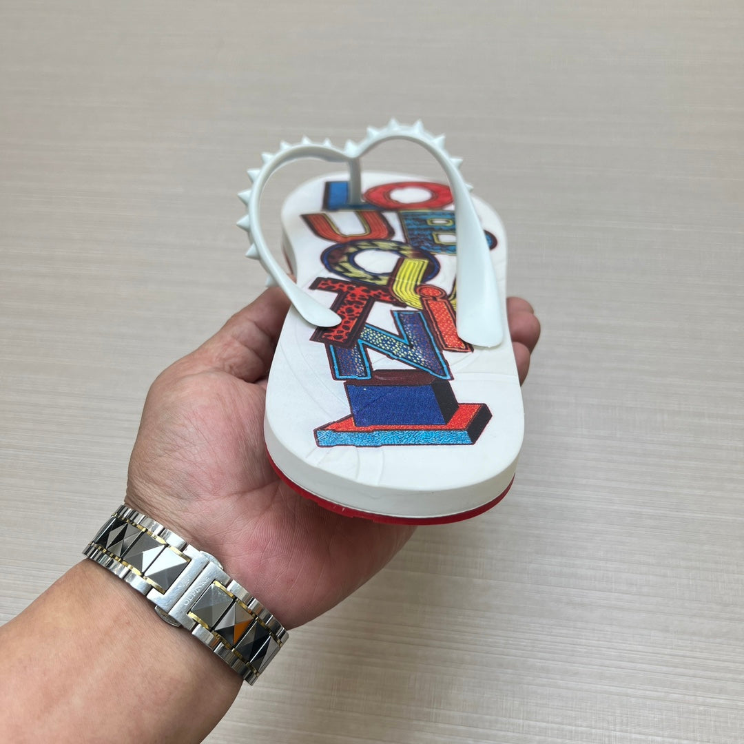 54A107ZDE Stylish slippers