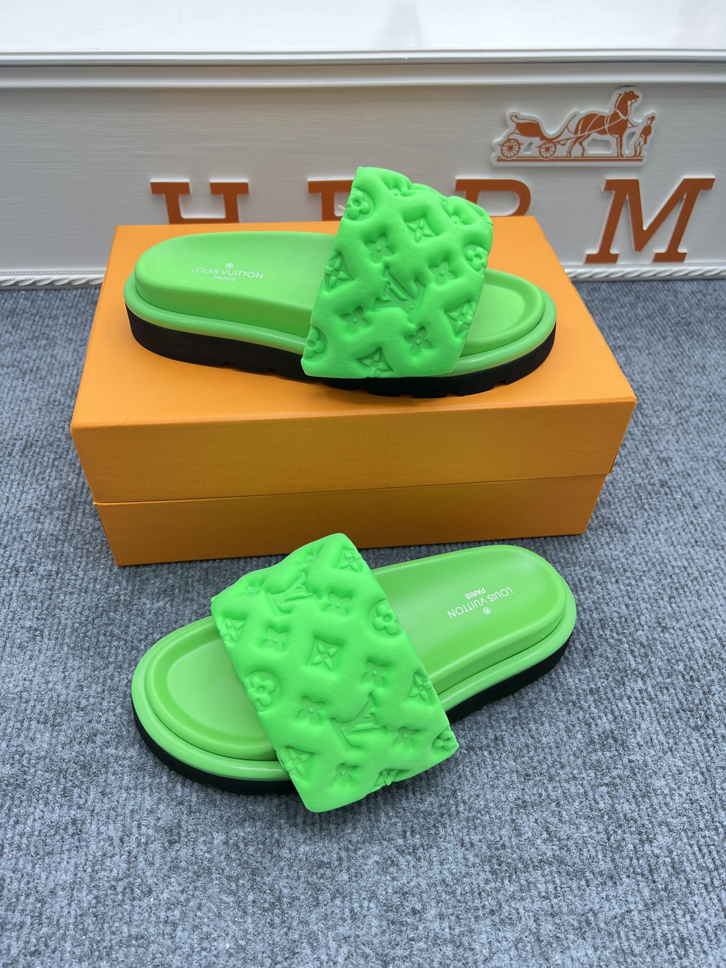 5YE115ZDE Stylish Slippers