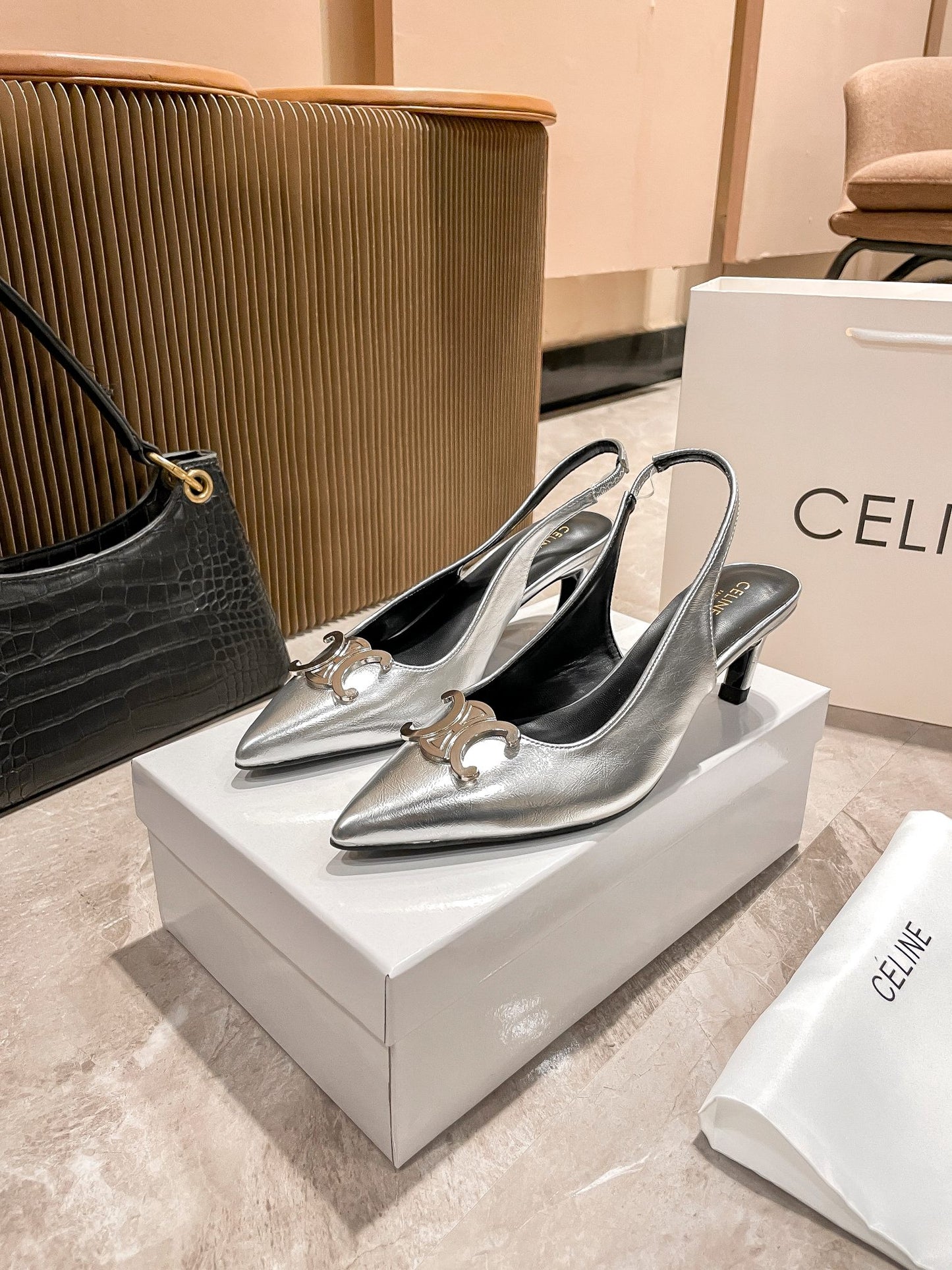14CL87ZDE Stylish High heels Heel height 5cm