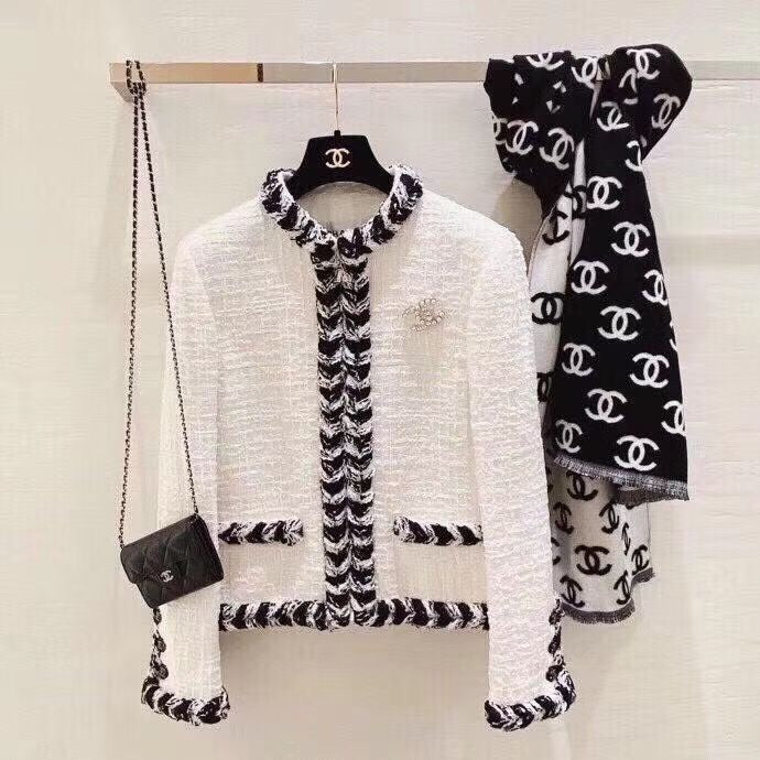 175RC11WDE Stylish Winter Scarves