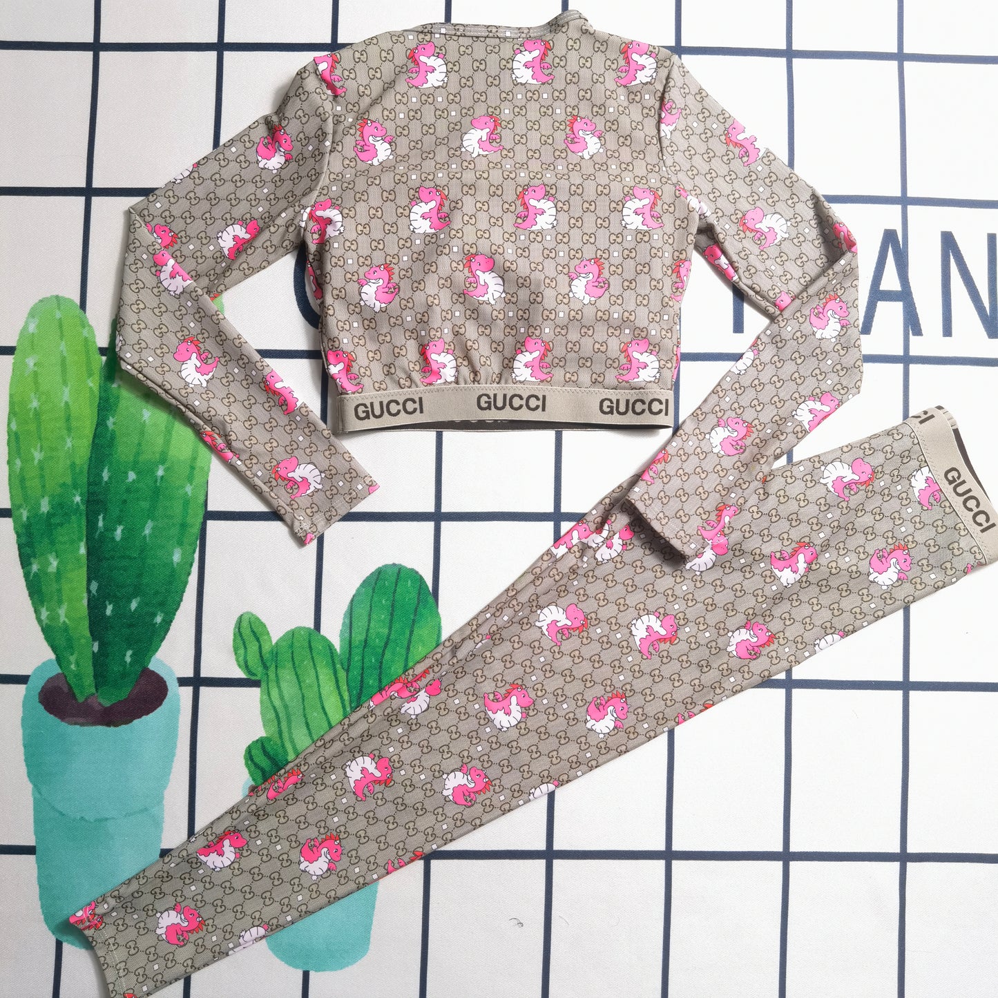 14B132YDE Stylish Long sleeve swimsuit