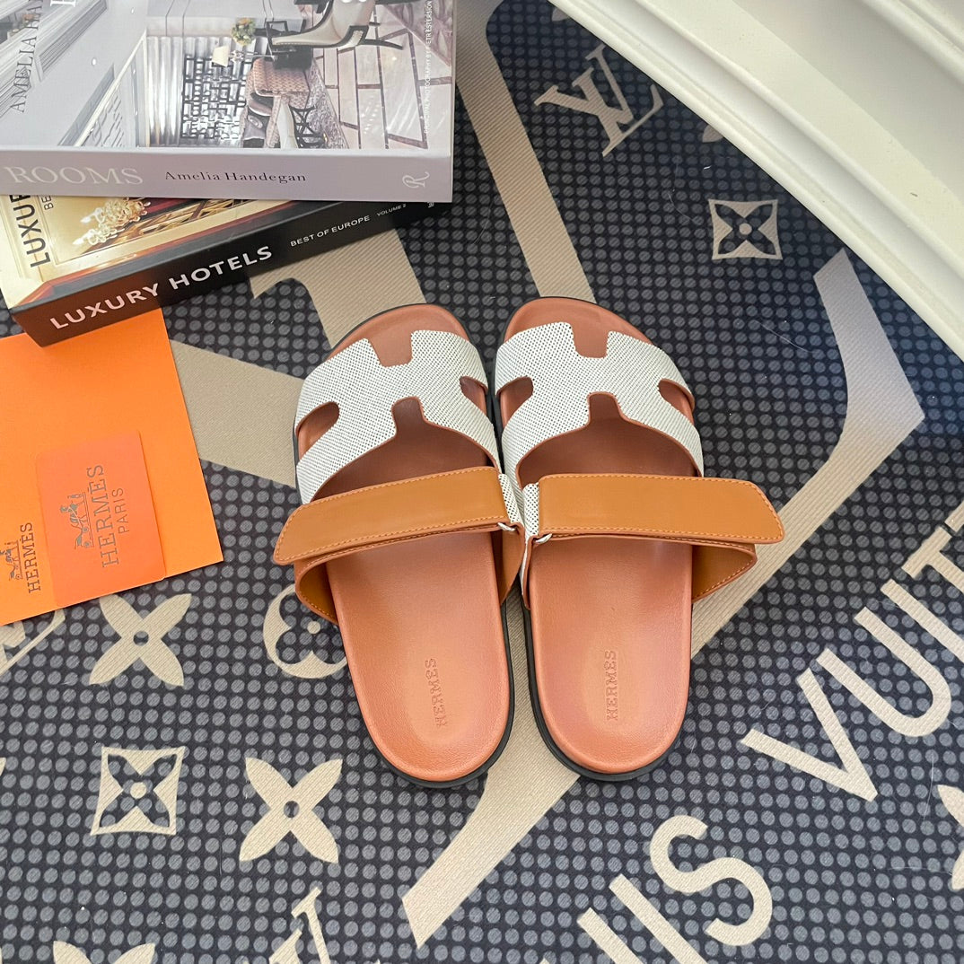 14H2ZDE Stylish sandals