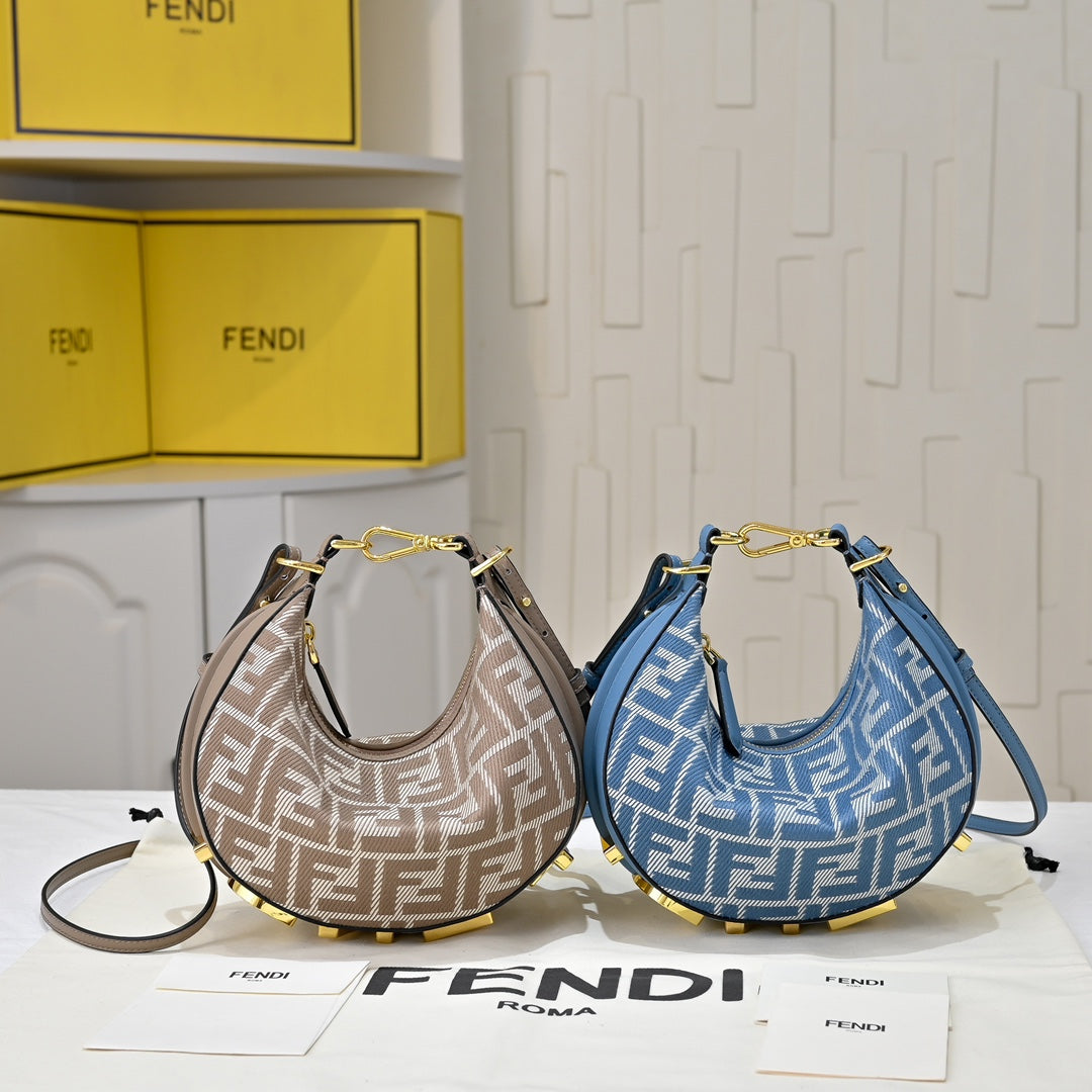 15RF8BDE Stylish leather bag