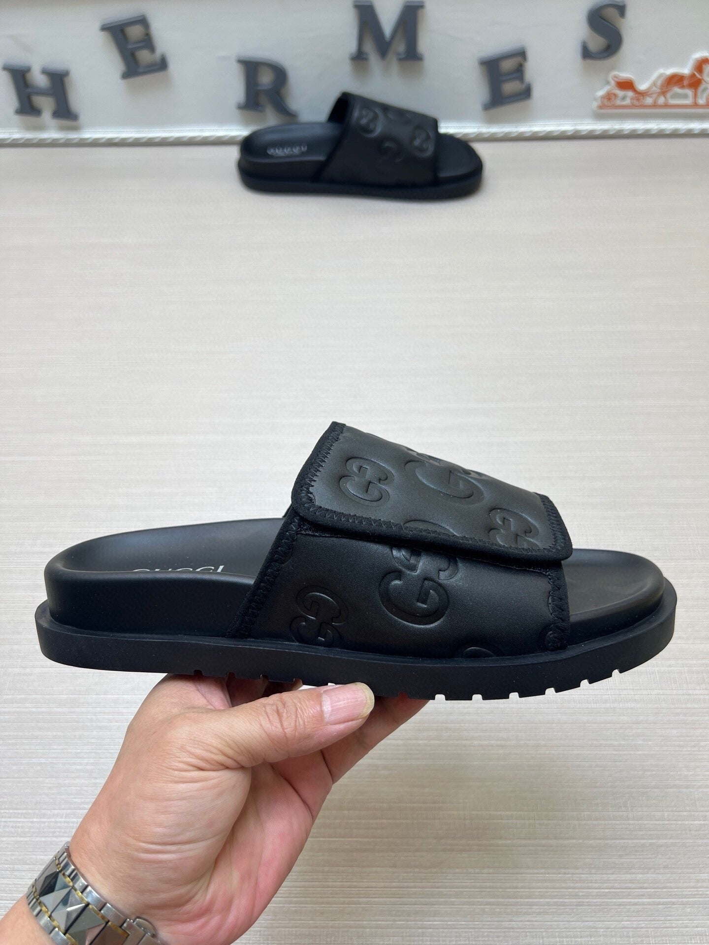 5LB230ZDE Stylish Slippers