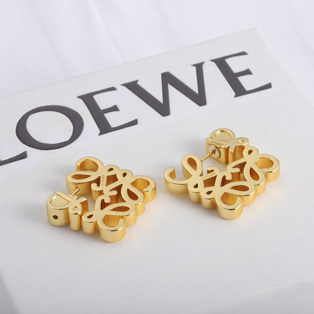 14A787EDE Stylish Earrings