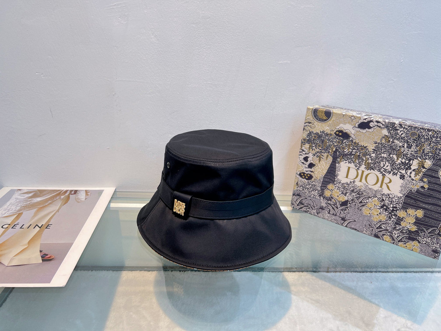 125ZD507MDE Stylish hats