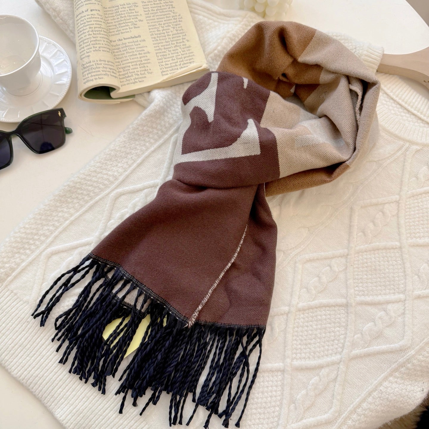175RR16WDE Stylish Winter Scarves